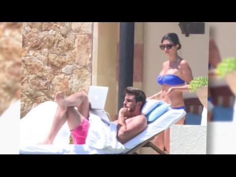 VIDEO : Kourtney Kardashian and Family in Cabo San Lucas