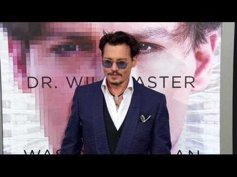 VIDEO : Johnny Depp Suffers Fourth Flop in a Row