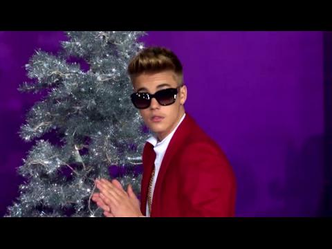 VIDEO : Justin retenu  la douane  l'aroport de Los Angeles