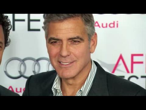 VIDEO : George Clooney Planning September Wedding