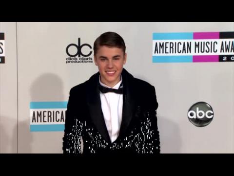VIDEO : Justin Bieber is Turning to God
