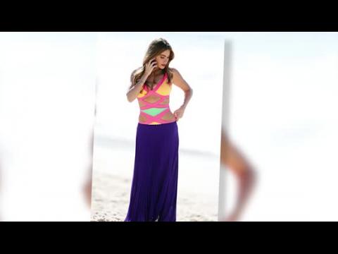 VIDEO : Sofia Vergara Rocks Monokini While Filming in Sydney