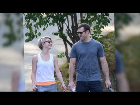 VIDEO : Julianne Hough Shows Off New Boyfriend Brooks Laich