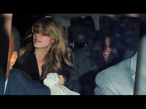 VIDEO : Michelle Rodriguez Removes Her Pants While Partying With Cara Delevingne
