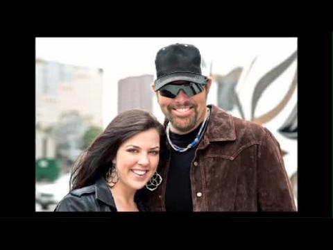VIDEO : Krystal Keith Discusses Her New Album, Whiskey and Lace, and Working With Her Father, Toby K