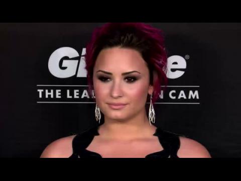 VIDEO : Apparent Nude Photos of Demi Lovato Leaked