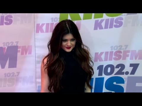 VIDEO : Kylie Jenner Expresses 'Hurt Feelings' From Plastic Surgery Rumors