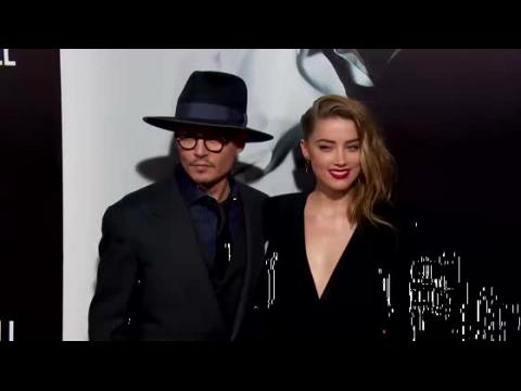 VIDEO : Johnny Depp Confirms Engagement to Amber Heard