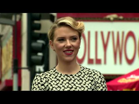 VIDEO : Scarlett Johansson Hints That She'd Like To Move To Switzerland