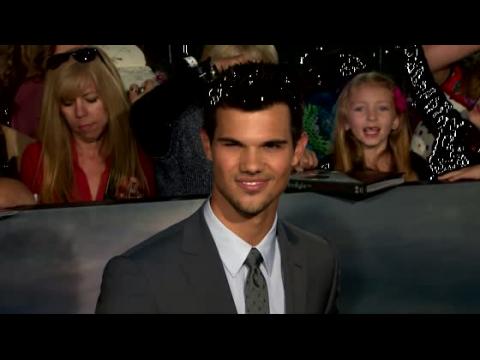 VIDEO : Remember Taylor Lautner?
