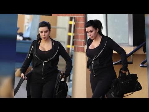 VIDEO : Kim Kardashian Montre Son Petit Ventre  La Gym Et Parle De Jeans De Maternit
