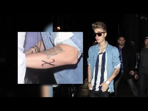 VIDEO : Le Nouveau Tatouage Grec De Justin Bieber
