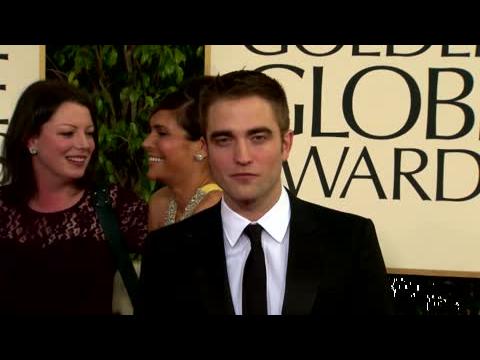 VIDEO : Robert Pattinson A-t-il Interdit à Kristen Stewart De Venir Le Voir En Australie ?