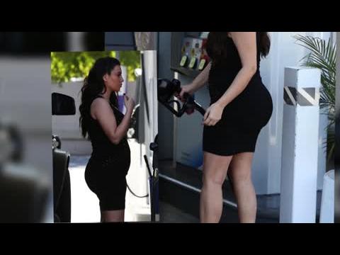 VIDEO : Kim Kardashian Dvoile Son Ventre Et Son Derrire En Prenant De L'essence