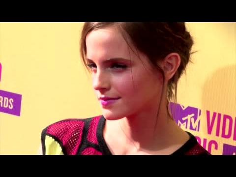 VIDEO : Emma Watson Met Un Terme Aux Rumeurs De Sa Participation  50 Nuances De Grey
