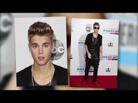 VIDEO : Justin Bieber et Selena Gomez ensemble après la victoire du chanteur aux AMAs