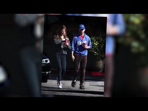VIDEO : Shia LaBeouf se spare de sa petite-amie pour sa partenaire dans Nymphomaniac