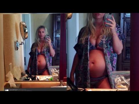 VIDEO : Jessica Simpson montre son ventre de femme enceinte en bikini