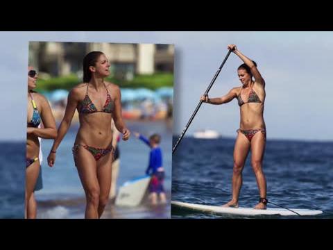 VIDEO : Alex Morgan en bikini  Maui