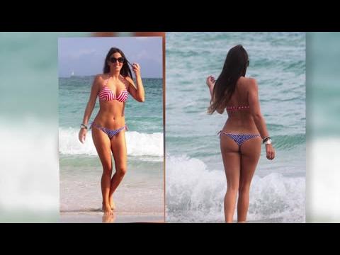 VIDEO : Claudia Romani est sublime en bikini