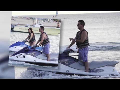 VIDEO : Simon Cowell emmne son ex fiance Mezhgan Hussainy faire du jet ski  la Barbade
