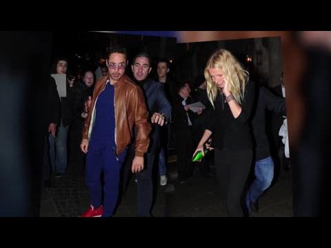 VIDEO : Gwyneth Paltrow Et Robert Downey Jr. Partagent Un Dner Dans Un Restaurant Allemand