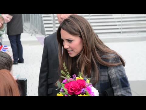 VIDEO : La Duchesse De Cambridge Kate Middleton Regarde Les Kardashian