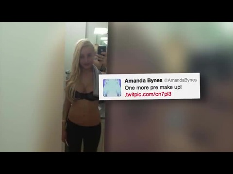 VIDEO : Amanda Bynes Pose Dans Un Soutien-gorge En Dentelle