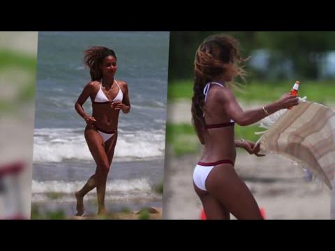 VIDEO : Jada Pinkett Smith, 41 Ans, Est Renversante En Bikini  Hawa