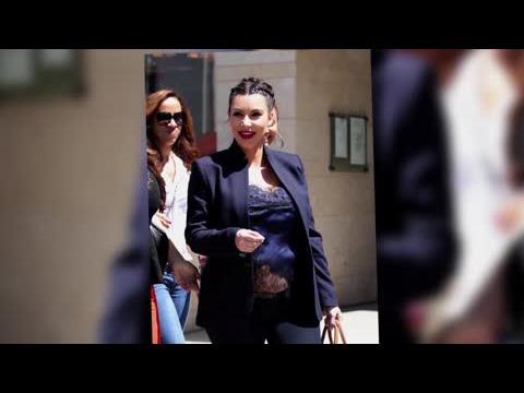 VIDEO : Kim Kardashian Dvoile Son Ventre Dans Un Top En Dentelle