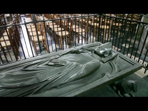 Cathedral of Our Lady of Amiens, Interior, Nave, Bronze Effigy of Geoffroy d'Eu - Amiens, France